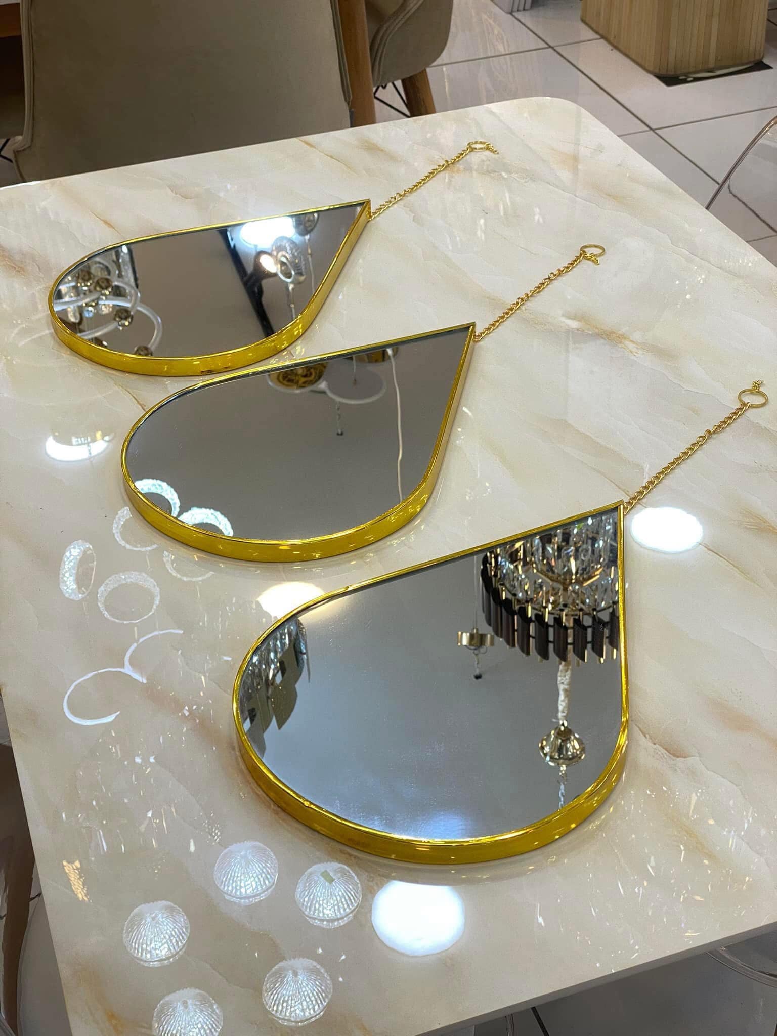 مراة دمعة 💧🪞